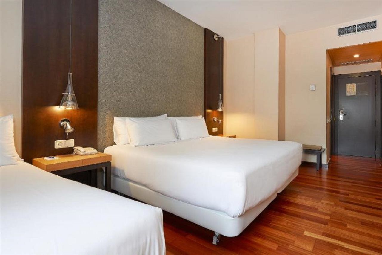Hotel Nh Eixample Barcelona
